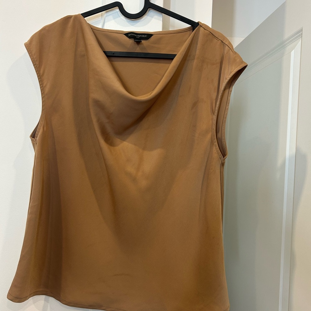 Banana Republic Sleeveless Women's Top